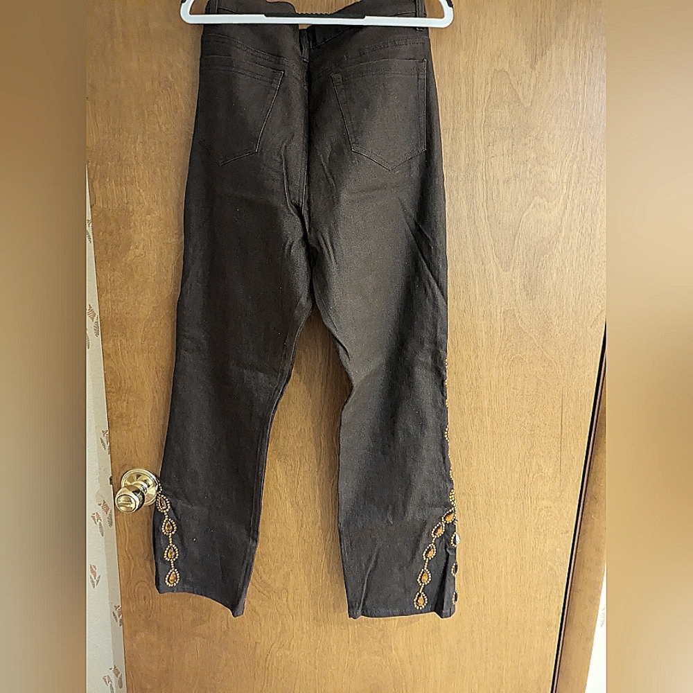 Designer Jeans - Picture 2 of 3